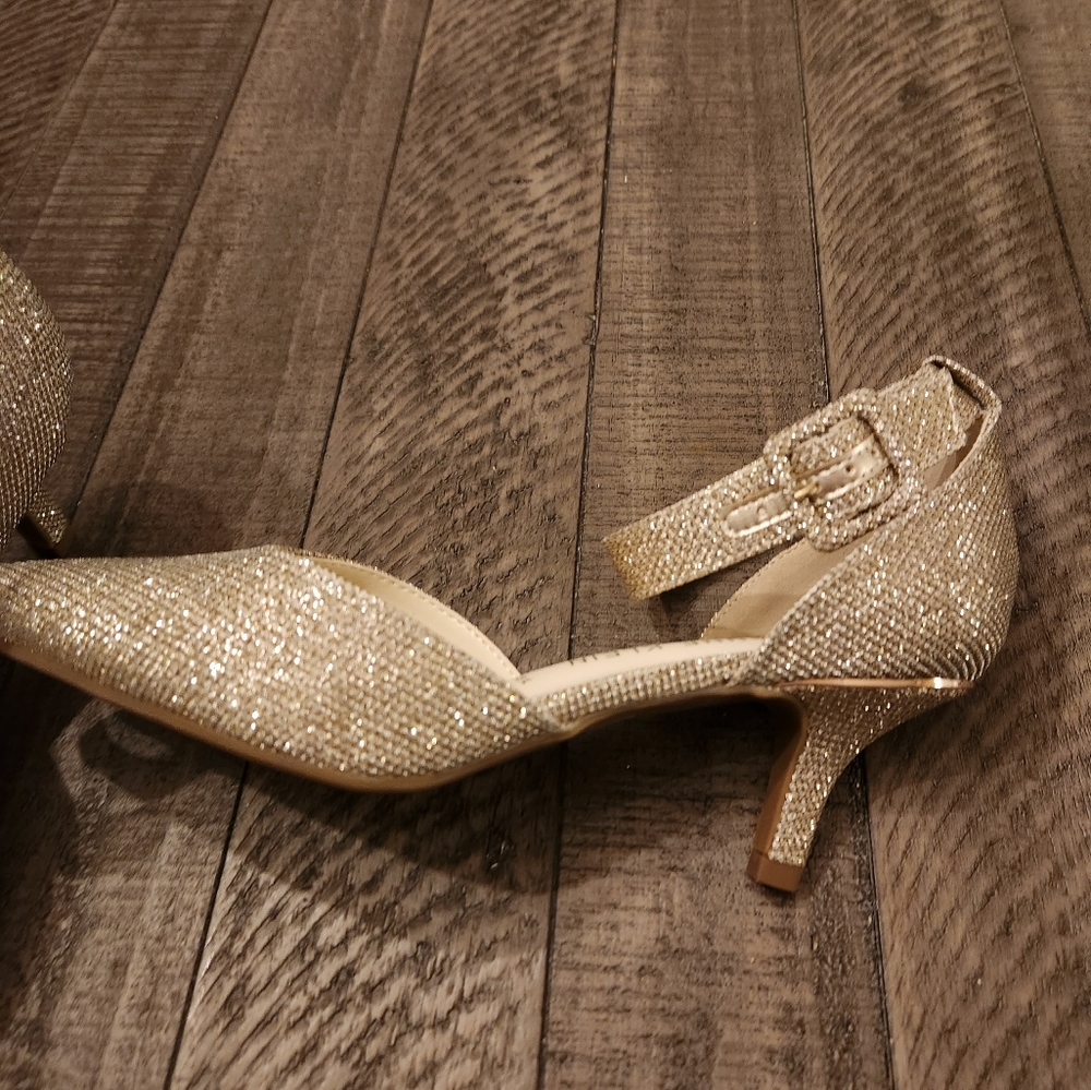COPY - Anne Klein 2 in heels NWOT